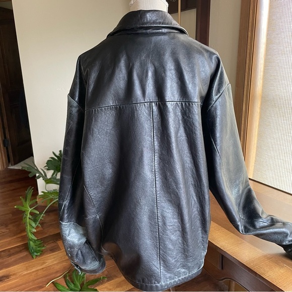 Vintage Wilsons Classic Distressed Black 100% Leather Bomber Jacket - Picture 4 of 16